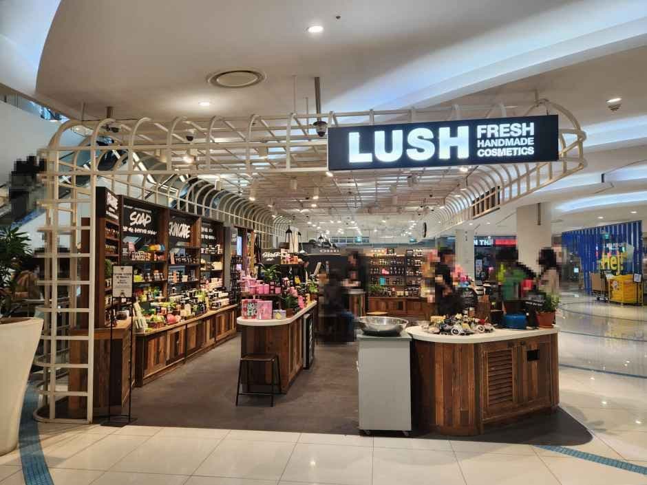 Lush - TIMES SQUARE Branch [Tax Refund Shop](러쉬 타임스퀘어점)