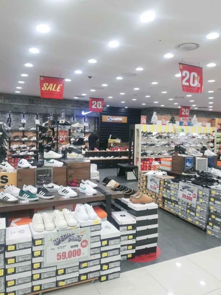 S-Market - MODA Outlet Incheon Branch [Tax Refund Shop]  (s마켓 모다아울렛 인천점)(에스마켓 모다아울렛 인천점)