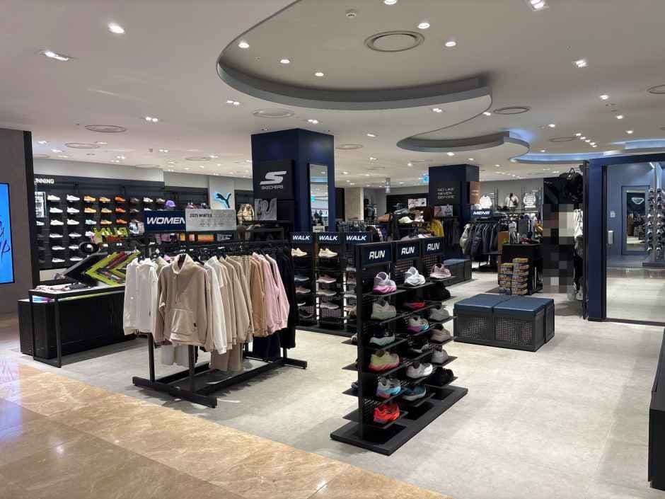 Skechers - Lotte Department Store Gwangbok Branch [Tax Refund Shop](스케쳐스 롯데백화점 광복점)