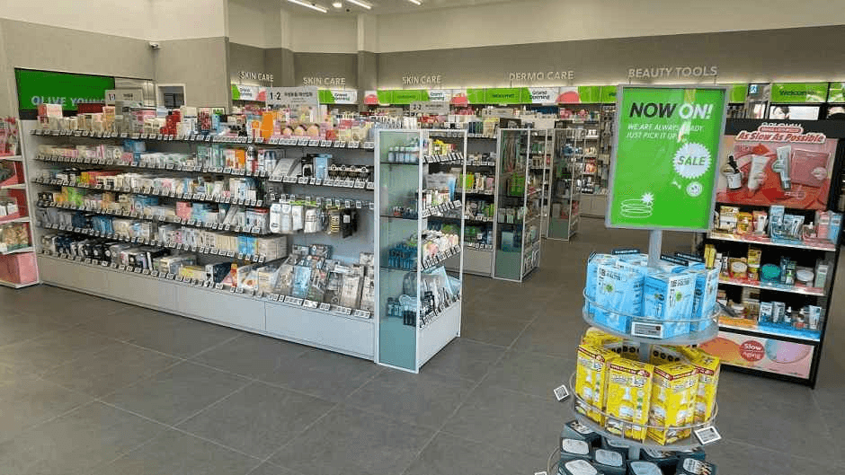 Olive Young - Everland Branch [Tax Refund Shop](올리브영 에버랜드점)