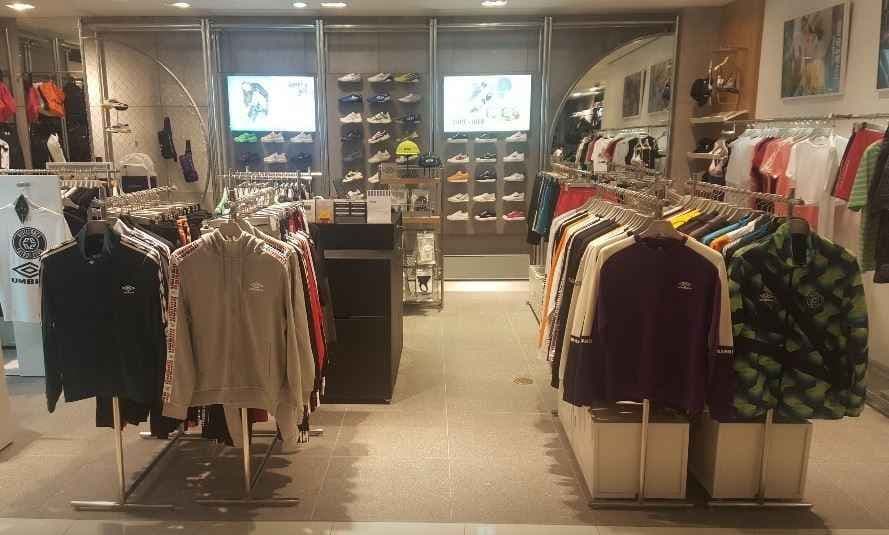 Umbro - AK Plaza Wonju Branch [Tax Refund Shop](엄브로 AK플라자 원주점)