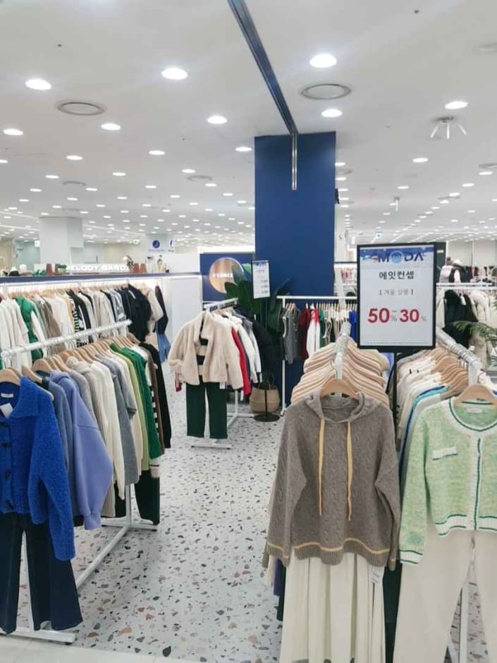 8concept - MODA Outlet Incheon Branch [Tax Refund Shop](에잇컨셉 모다아울렛 인천점)