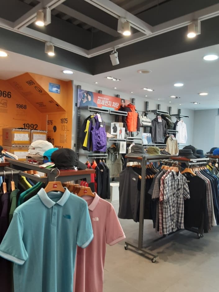 The North Face - Sokcho Branch [Tax Refund Shop](노스페이스 속초점)