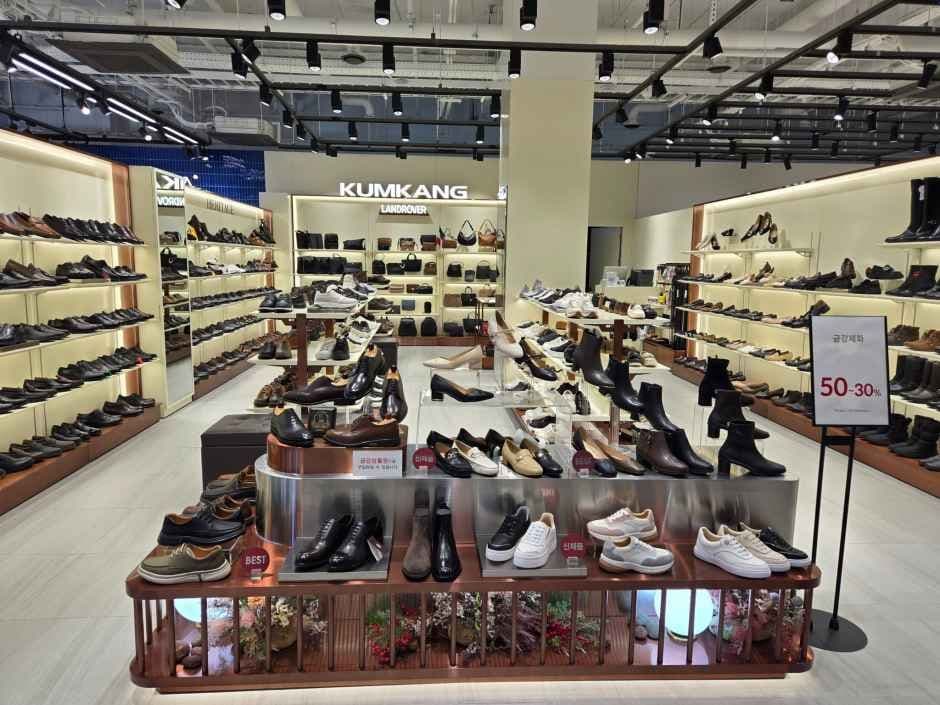 Kumkang - Lotte Premium Outlets Giheung Branch [Tax Refund Shop](금강제화 롯데프리미엄아울렛 기흥점)