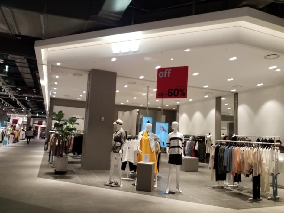 Vov - Hyundai Premium Outlets Gimpo Branch [Tax Refund Shop](보브 현대프리미엄아울렛 김포점)