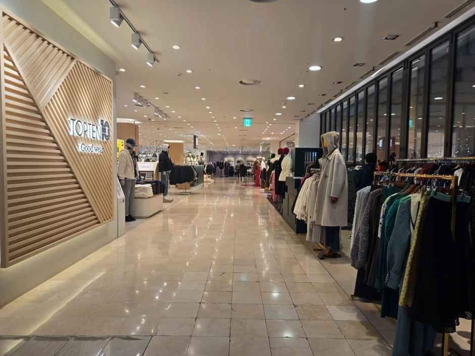 Lotte Department Store - Bundang Branch [Tax Refund Shop] (롯데백화점 분당점)