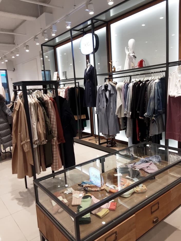 Dewl - Lotte Premium Outlets Dongbusan Branch [Tax Refund Shop](듀엘 롯데프리미엄아울렛 동부산점)