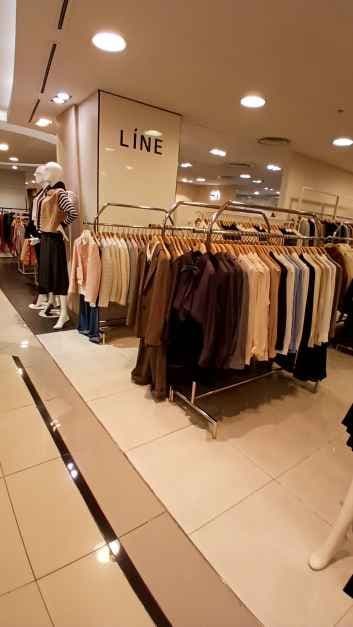 Line - Lotte Department Store Gwanak Branch [Tax Refund Shop](라인 롯데백화점 관악점)