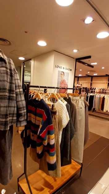 Love N Show - Lotte Department Store Gwanak Branch [Tax Refund Shop](러브앤쇼 롯데백화점 관악점)