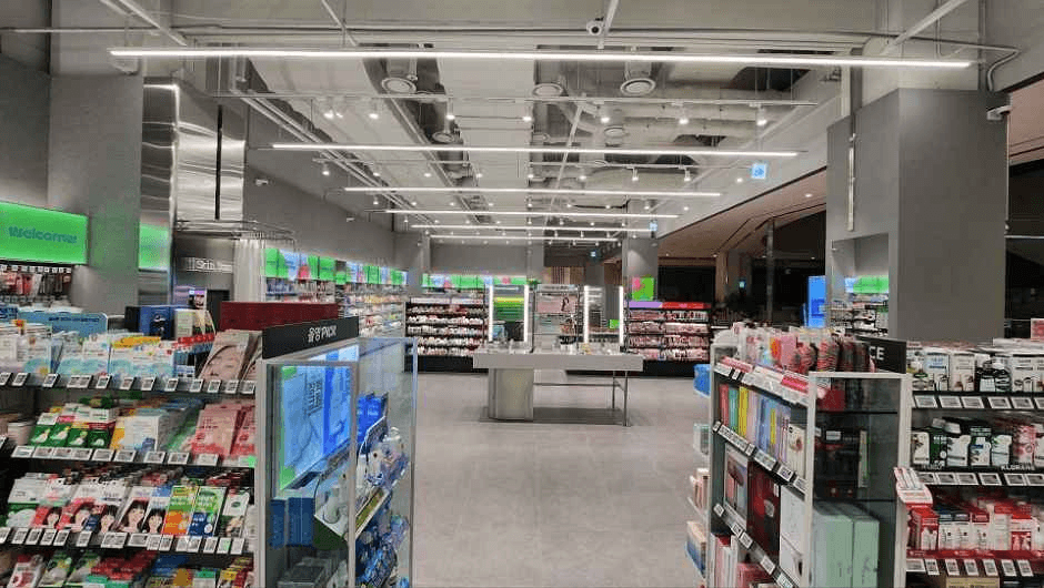 Olive Young - AK Plaza Gwangmyeong Branch [Tax Refund Shop](올리브영 AK플라자 광명점)