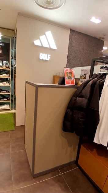 Adidas Golf - Lotte Department Store Gwanak Branch [Tax Refund Shop](아디다스골프 롯데백화점 관악점)
