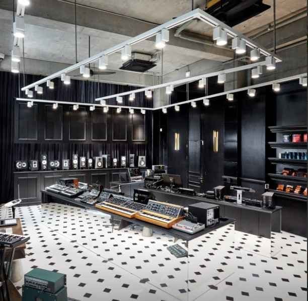 Gearlounge[Tax Refund Shop](기어라운지)