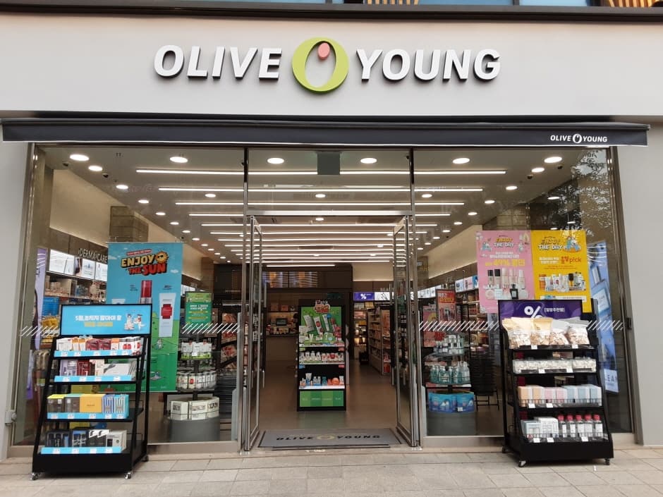 Olive Young - Cheongna Tower Dom Branch [Tax Refund Shop](올리브영 청라타워돔점)