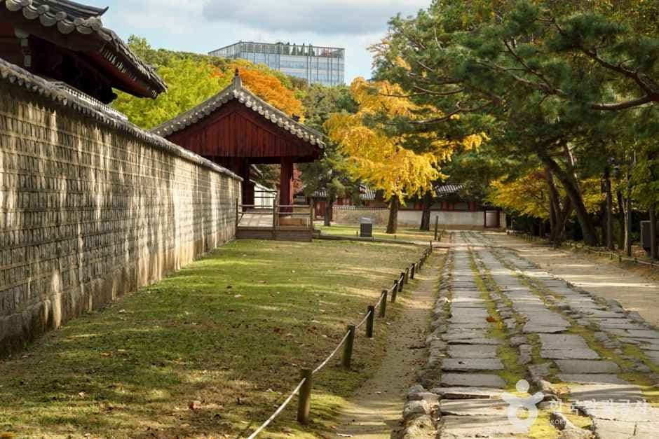 Jongmyo Shrine [UNESCO World Heritage] (종묘 [유네스코 세계유산])