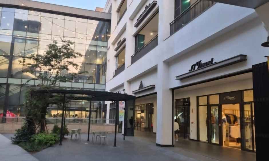 Hyundai Premium Outlets - Songdo Branch [Tax Refund Shop] (현대프리미엄아울렛 송도)