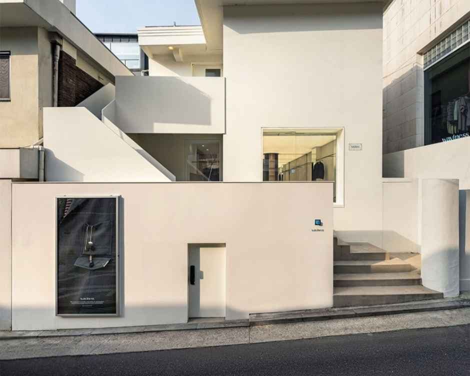 Waviness [Tax Refund Shop](웨이비니스)