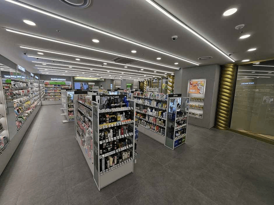 Olive Young - Lotte World Mall Branch [Tax Refund Shop] (올리브영 롯데월드몰점)