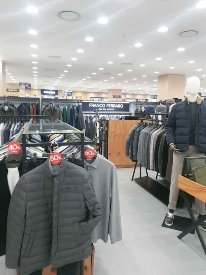 Franco Ferraro - MODA Outlet Incheon Branch [Tax Refund Shop](프랑코페라로 모다아울렛 인천점)
