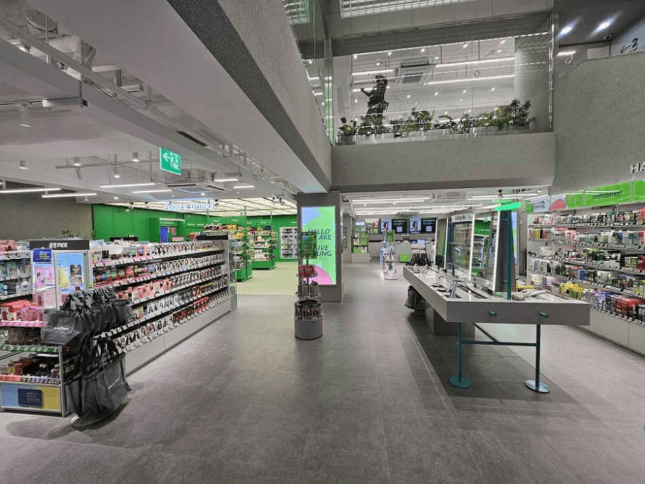 Olive Young - Gyeongju Yonggang Branch [Tax Refund Shop] (올리브영 경주용강점)