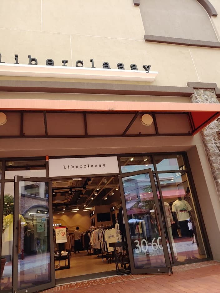 Liberclassy - Lotte Premium Outlets Giheung Branch [Tax Refund Shop](리버클래시 롯데프리미엄아울렛 기흥점)