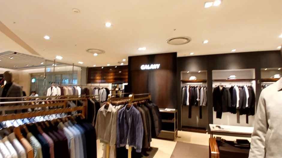 Galaxy - Lotte Department Store Cheongnyangni Branch [Tax Refund Shop](갤럭시 롯데백화점 청량리점)