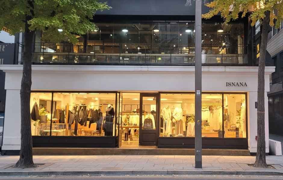 Isnana [Tax Refund Shop](이즈나나)