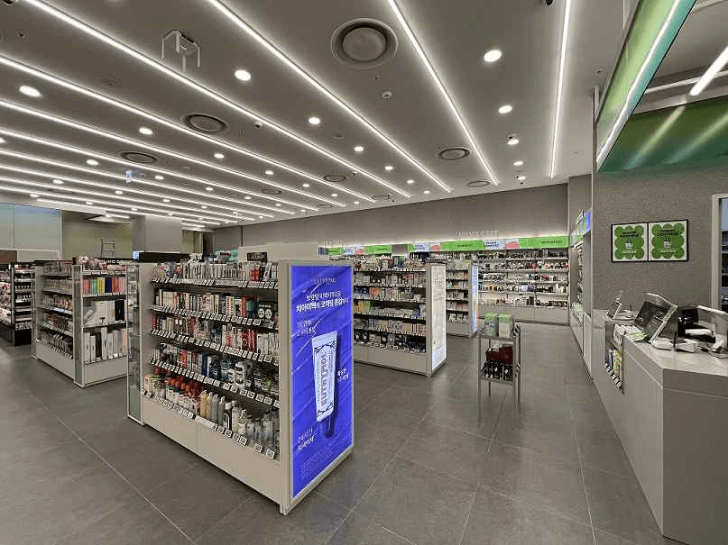 Olive Young - Hyundai City Outlets Gasan Branch [Tax Refund Shop](올리브영 현대아울렛 가산점)