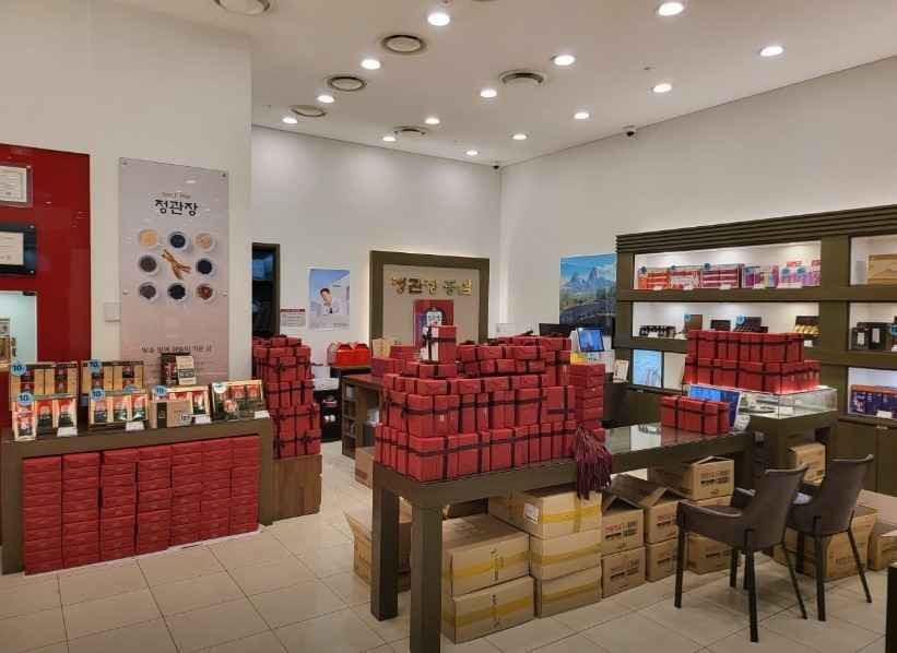 CheongKwanJang - GS Tower Branch [Tax Refund Shop] (정관장 GS타워)