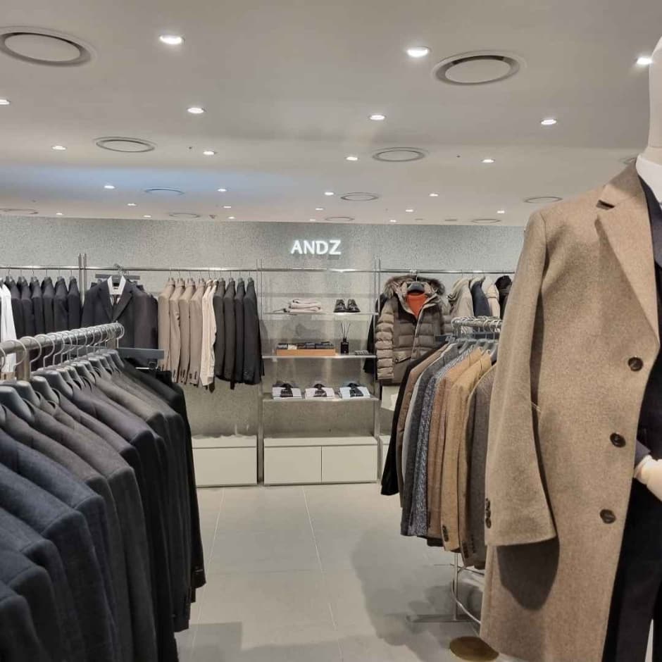 And Z - Lotte Outlets Seoul Station Branch [Tax Refund Shop](앤드지 롯데아울렛 서울역점)