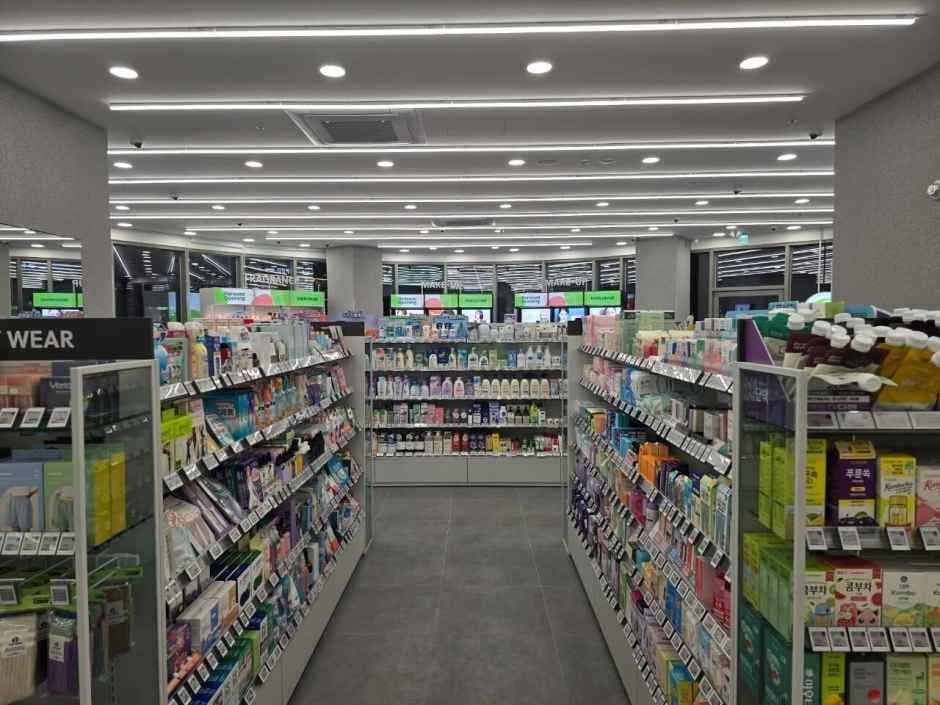 Olive Young Sangil-dong Station Branch [Tax Refund Shop](올리브영 상일동역점)