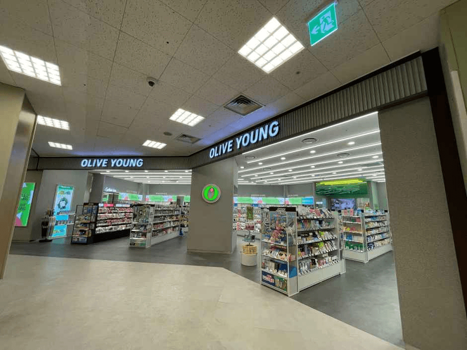 Olive Young Emart Mokdong Branch [Tax Refund Shop](올리브영 이마트 목동점)