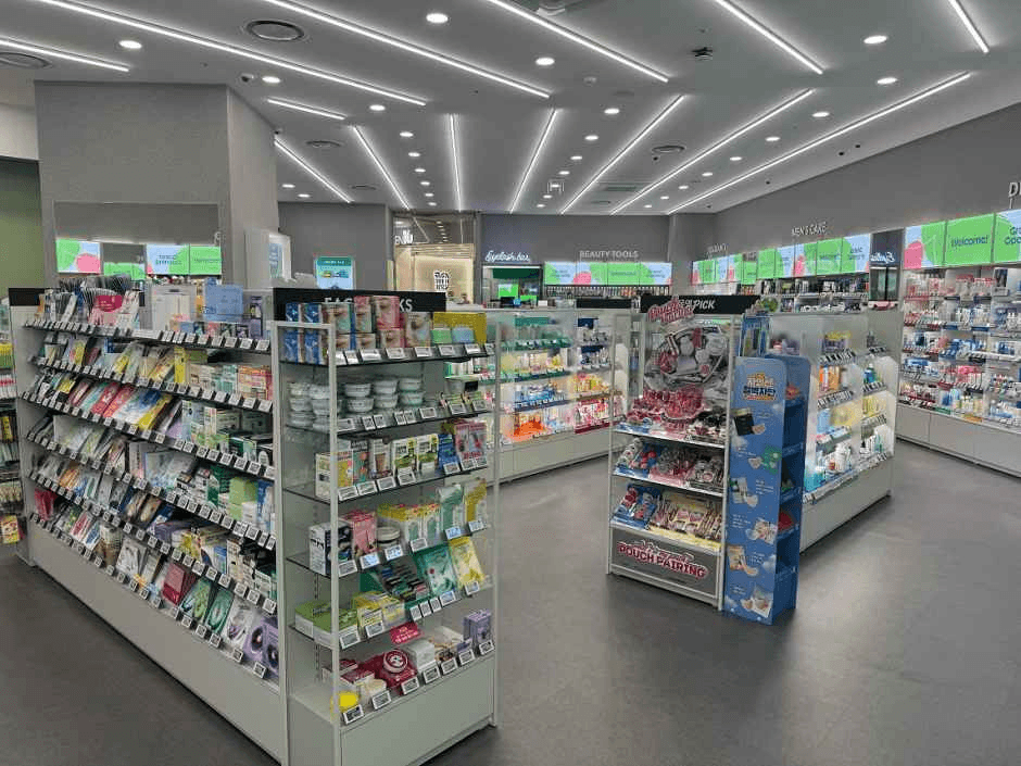 Olive Young Emart Mokdong Branch [Tax Refund Shop](올리브영 이마트 목동점)