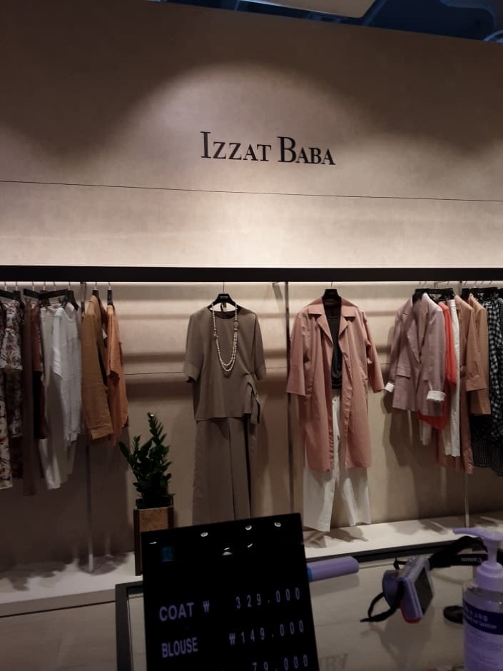 Izzat Baba - Lotte Premium Outlets Giheung Branch [Tax Refund Shop](더아이잗 롯데프리미엄아울렛 기흥점)