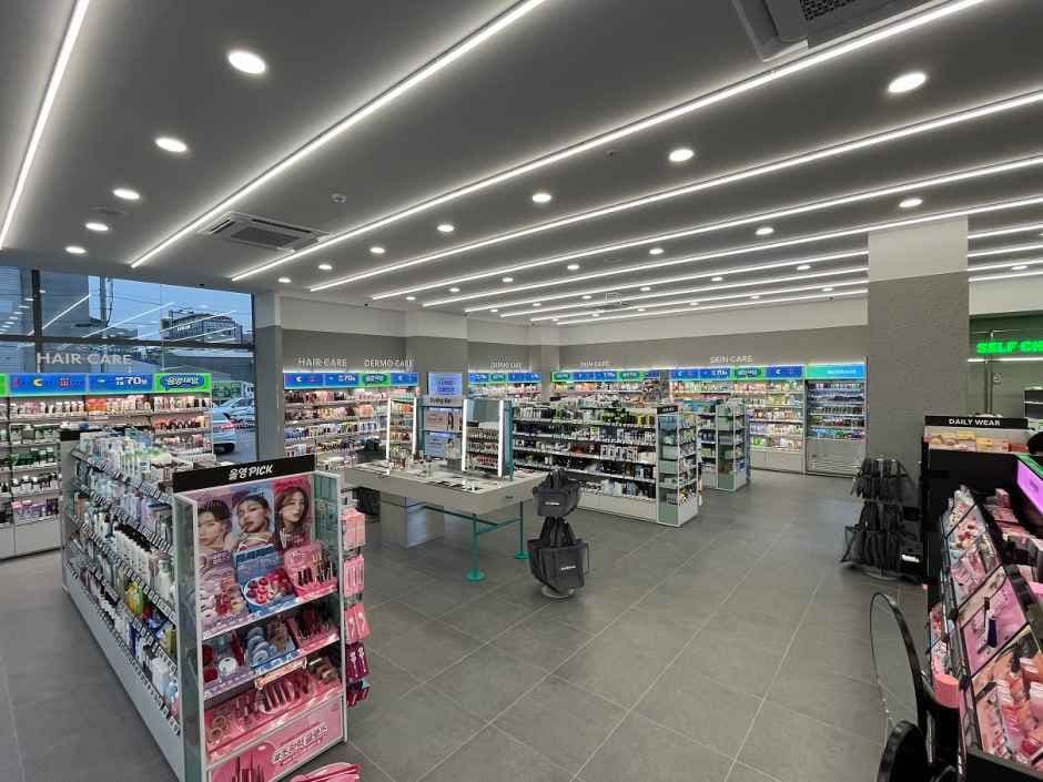 Olive Young Anseong Majeong Branch [Tax Refund Shop](올리브영 안성마정점)