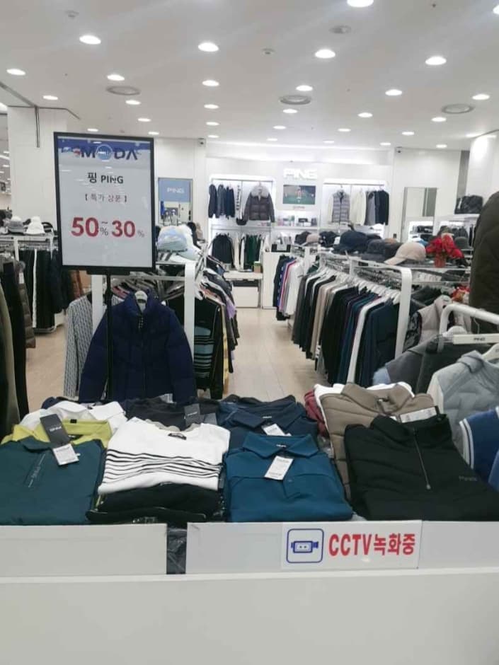 Ping - MODA Outlet Incheon Branch [Tax Refund Shop]  (핑 모다아울렛 인천점)(핑 모다아울렛 인천점)