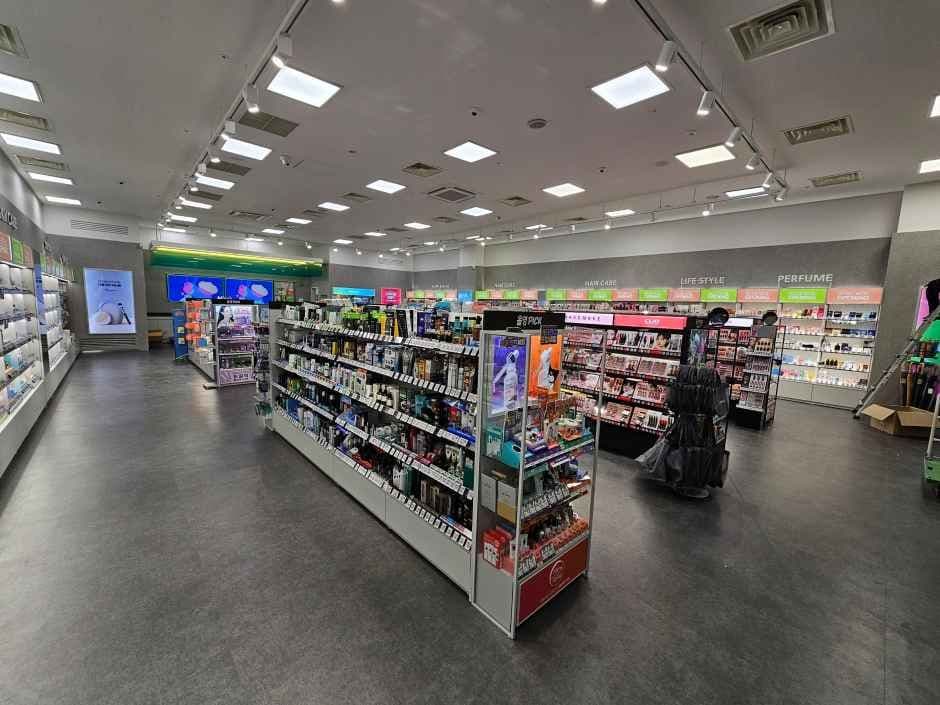 Olive Young - Homeplus Asiad Branch [Tax Refund Shop](올리브영 홈플러스아시아드점)