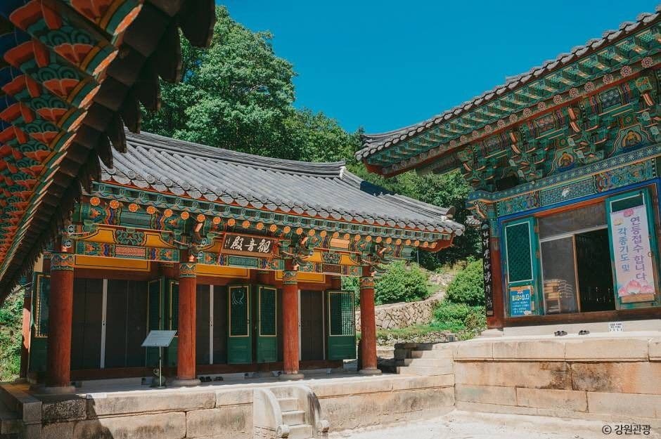 Chuncheon Cheongpyeongsa Temple (청평사 (춘천))