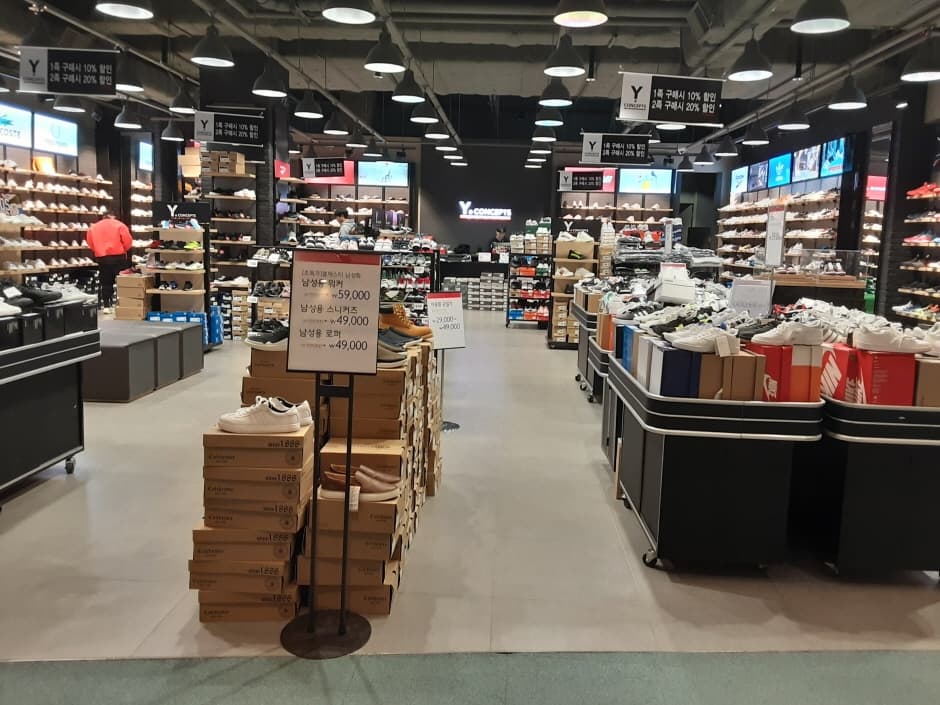 Y.Concepts - Lotte Premium Outlets Dongbusan Branch [Tax Refund Shop](와이컨셉 롯데프리미엄아울렛 동부산점)