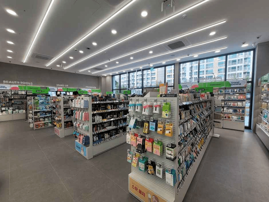 Olive Young Daejeon Yongsan Branch [Tax Refund Shop](올리브영 대전용산점)