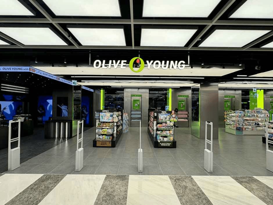 Olive Young - Myeong-dong Station Branch [Tax Refund Shop](올리브영 명동역점)
