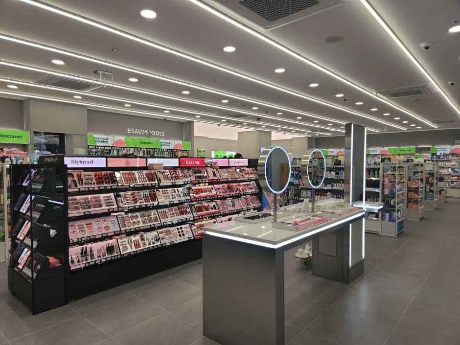 Olive Young - Hwaseong Byeongjeom Branch [Tax Refund Shop](올리브영 화성병점점)