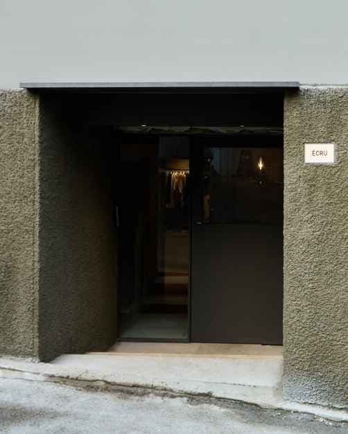 ECRU HANNAM Branch [Tax Refund Shop](에크루 한남점)