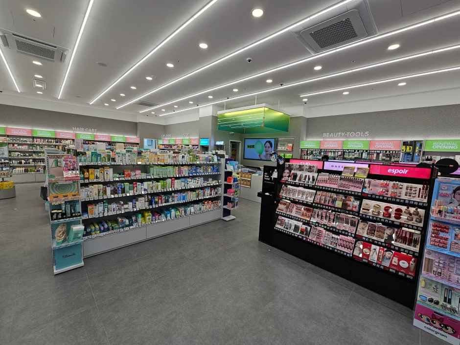 Olive Young Daegu Jincheon Branch [Tax Refund Shop](올리브영 대구진천점)