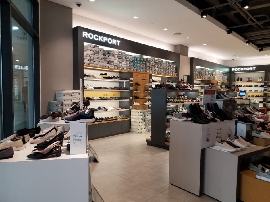 Rockport - Hyundai Premium Outlets Gimpo Branch [Tax Refund Shop](락포트 현대프리미엄아울렛 김포점)