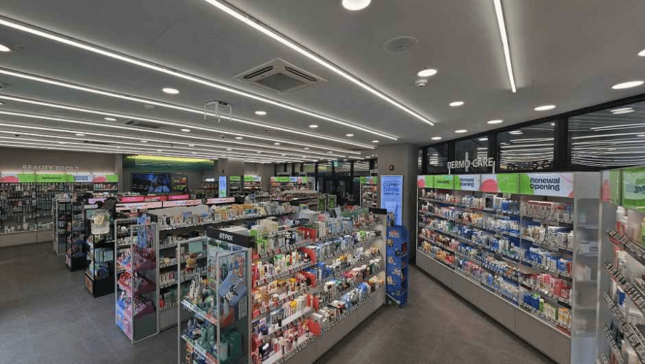 Olive Young Cheongna Canal Avenue Branch [Tax Refund Shop](올리브영 청라커낼에비뉴점)