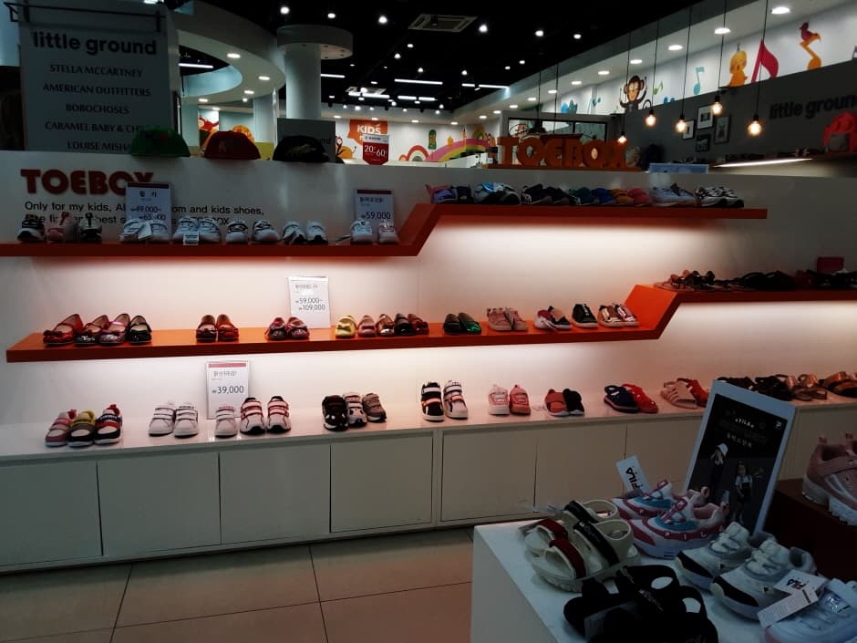 Toebox - Lotte Premium Outlets Gimhae Branch [Tax Refund Shop](토박스 롯데프리미엄아울렛 김해점)