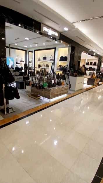 Pierre Cardin Handbag - Lotte Department Store Gwanak Branch [Tax Refund Shop](피에르가르뎅 핸드백 롯데백화점 관악점)