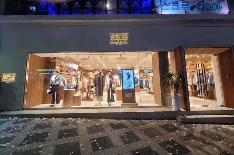 MARITHÉ + FRANCOIS GIRBAUD Sinjeju Branch [Tax Refund Shop](마리떼프랑스와저버 신제주점)