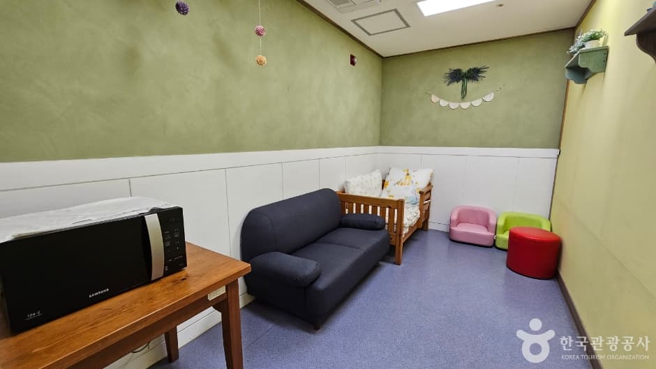 Gunsan Modern History Museum (군산근대역사박물관)