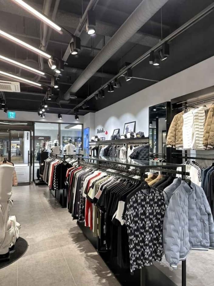 Volvik - Hyundai Outlets Gasan Branch [Tax Refund Shop](볼빅 현대아울렛 가산점)